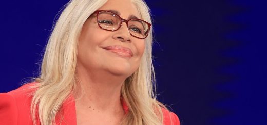 Mara Venier prepara la 50ª edizione di Domenica In con 4 volti noti al suo fianco