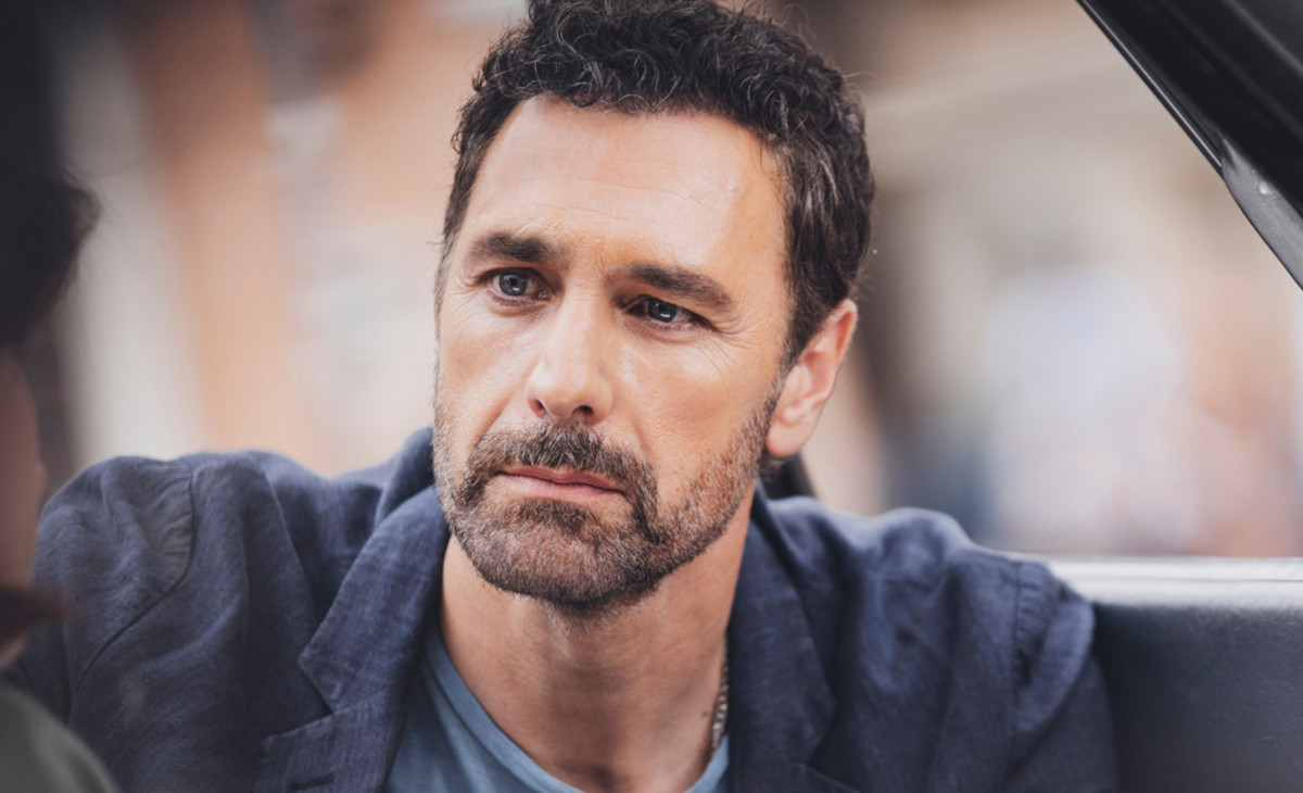 Dal set di Don Matteo al grande schermo: Raoul Bova in un’avventura natalizia unica