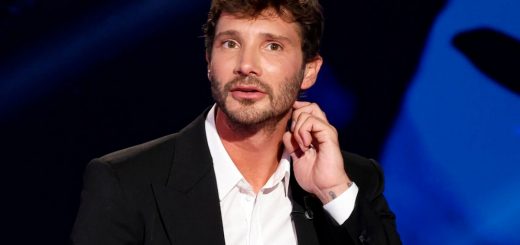 Stefano De Martino e la casa digitale: quando la privacy è solo un’illusione
