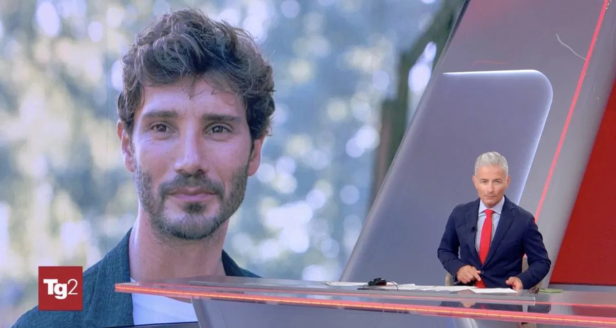 Stefano De Martino, il video privato raccontato al Tg2: “Contattato da sconosciuti”