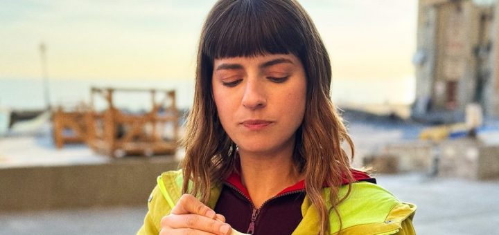 Palinsesti 5-11 ottobre 2025: guida tv completa Rai, Mediaset, La7, Tv8 e Nove