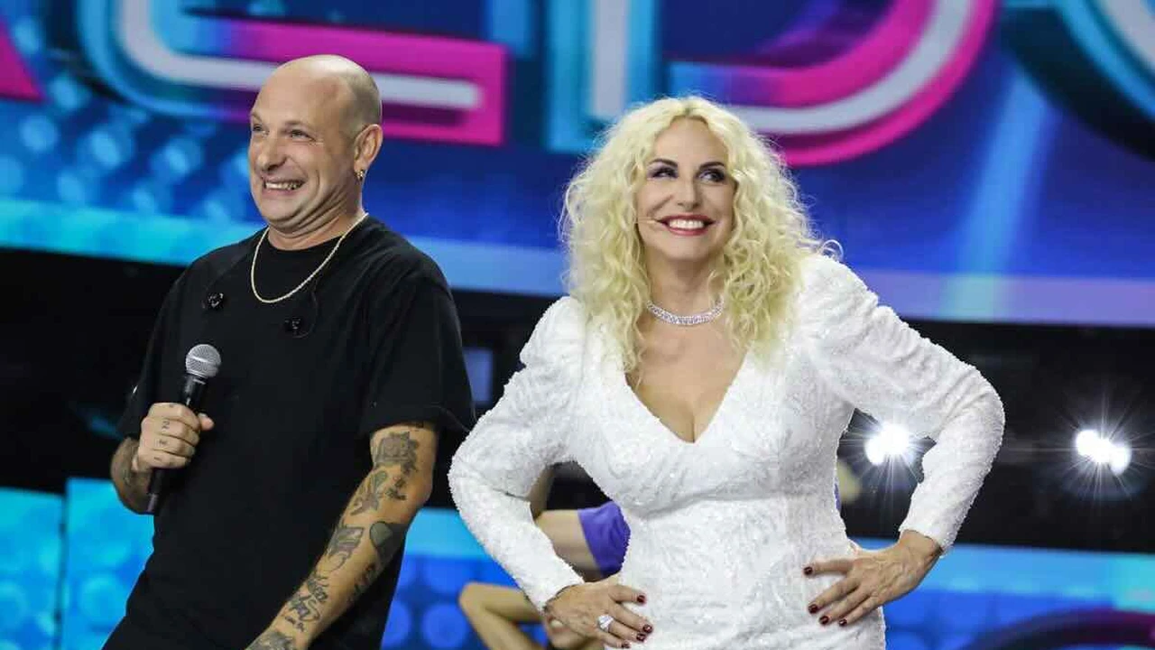 Suzuki Jukebox, ottimo esordio per lo show musicale di Antonella Clerici e Clementino