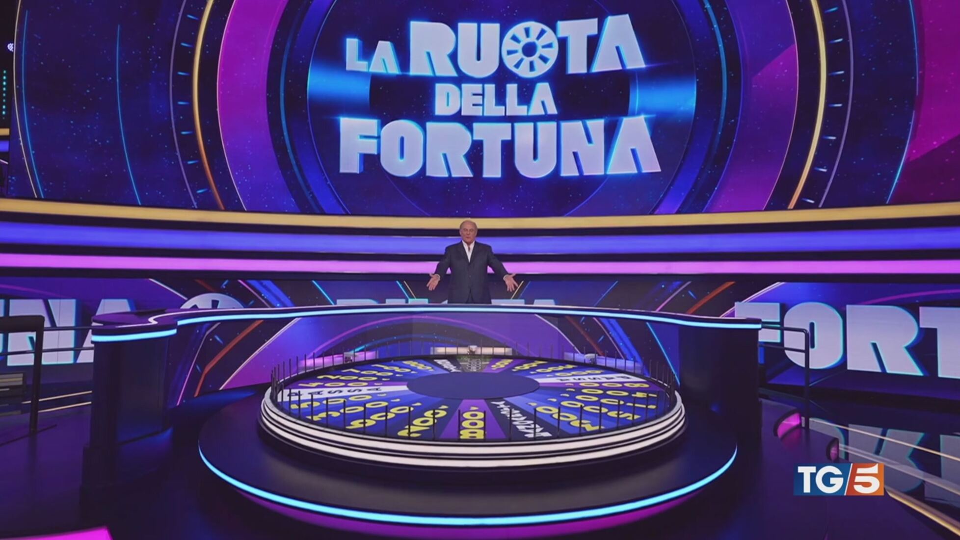 Striscia la notizia torna nell’access: “La Ruota della Fortuna” rischia lo stop