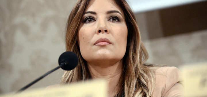 Selvaggia Lucarelli spara a zero su TeleMeloni: parole durissime sulla Rai, frecciate a D’Urso e Belen