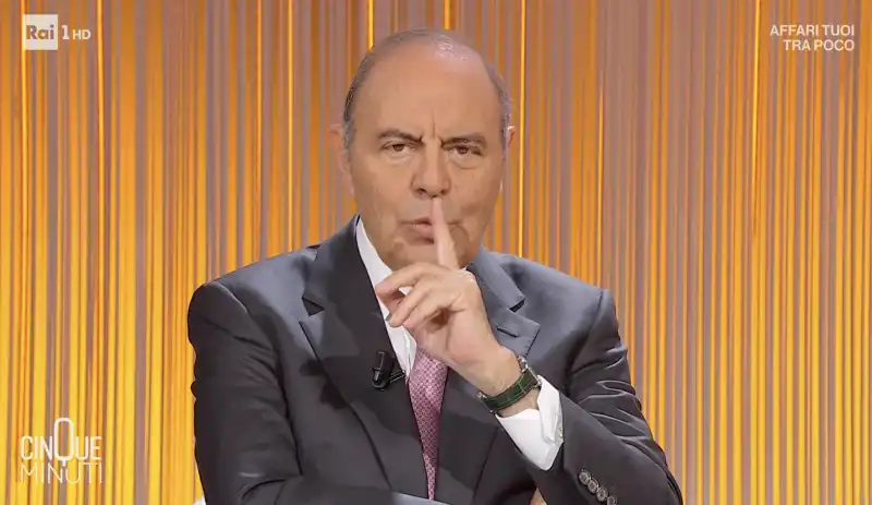 bruno vespa resta in rai contratto d8217oro e nuovi progetti in arrivo su rai1